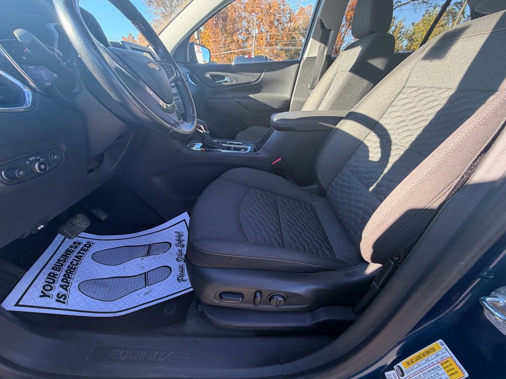 Used 2020 Chevrolet Equinox LT AWD/4WD image 12