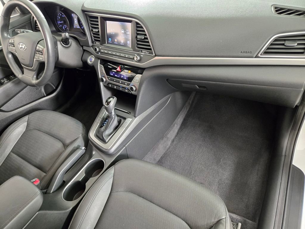 Used 2017 Hyundai Elantra Limited FWD image 22