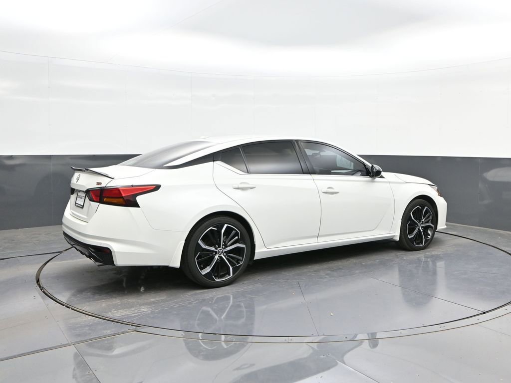 Used 2024 Nissan Altima 2.5 SR image 15
