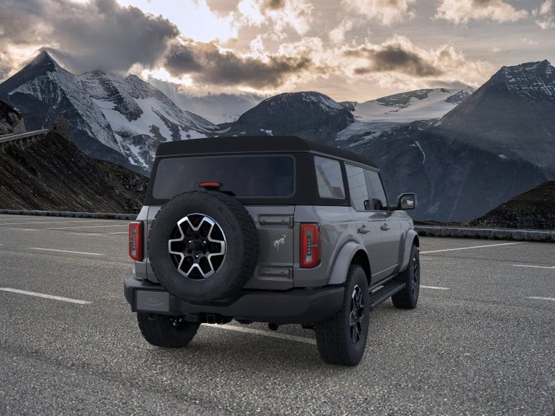New 2024 Ford Bronco Outer Banks AWD/4WD image 8