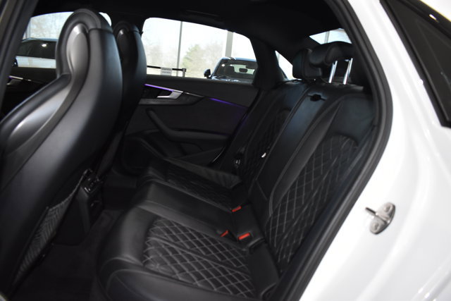 Used 2023 Audi S4 Prestige w/ Prestige Package image 37