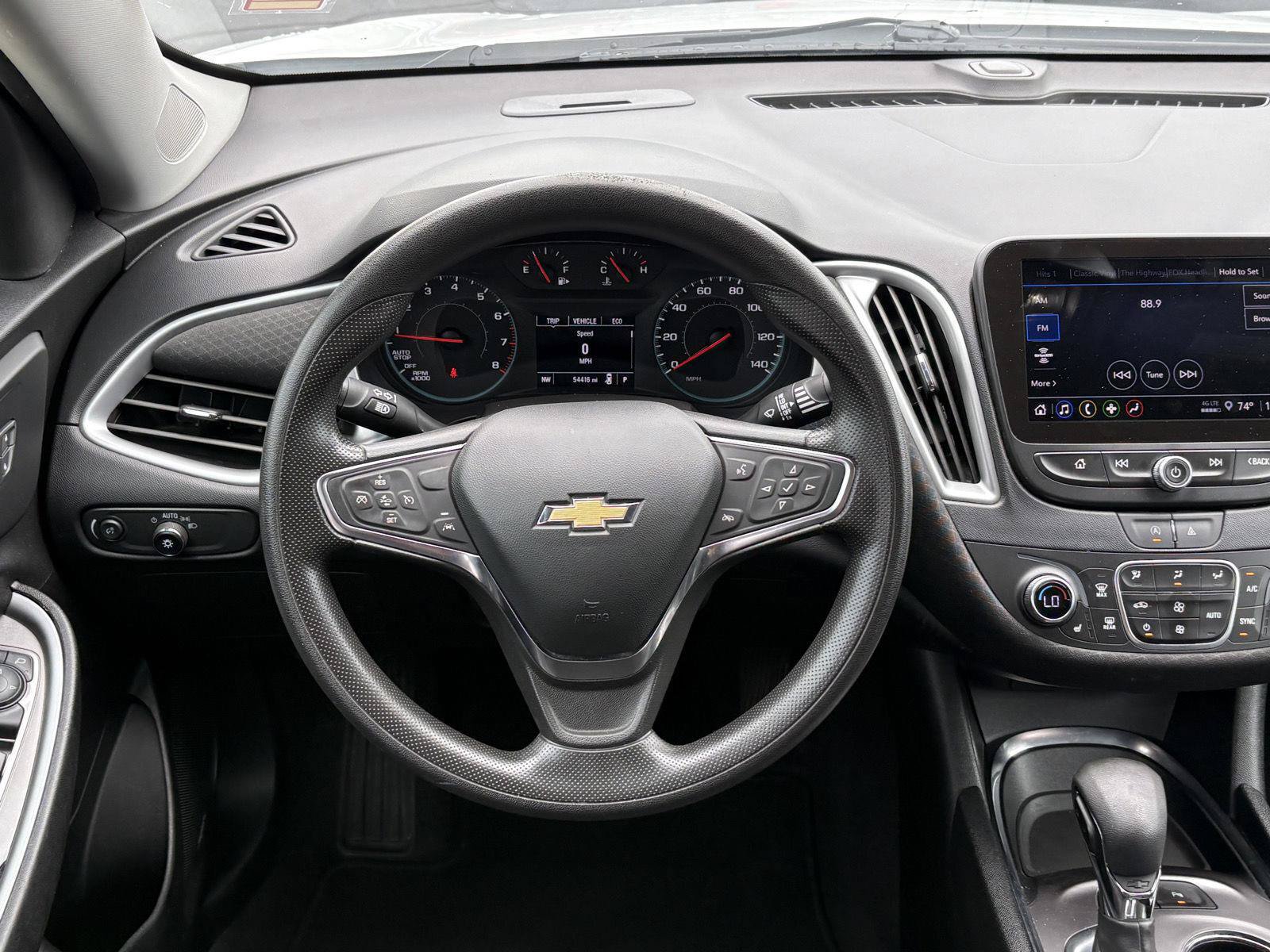 Used 2024 Chevrolet Malibu LT FWD image 10