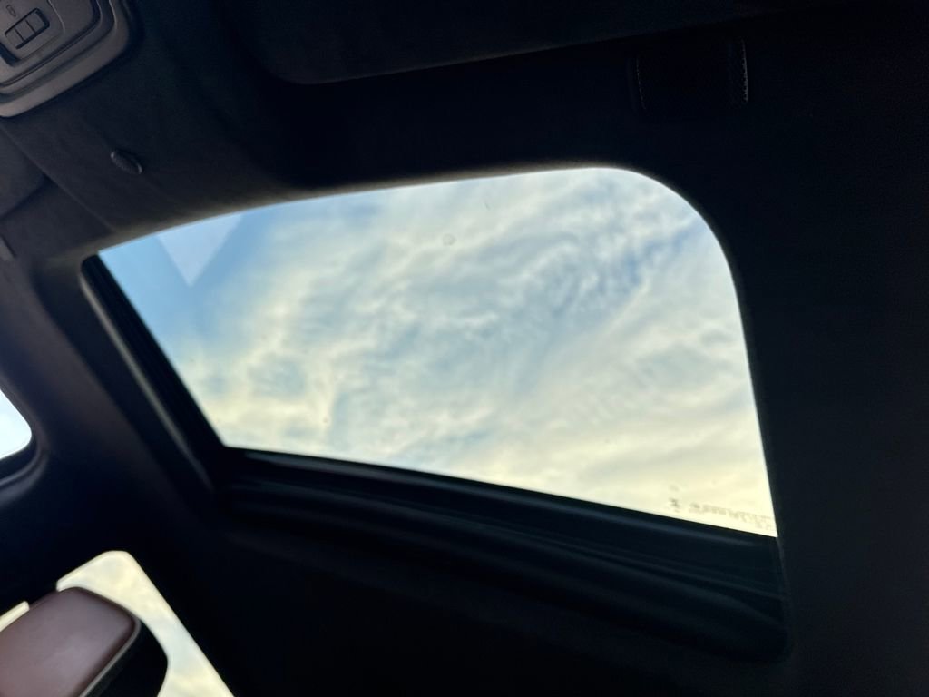 Used 2025 GMC Sierra 1500 Denali Ultimate image 18