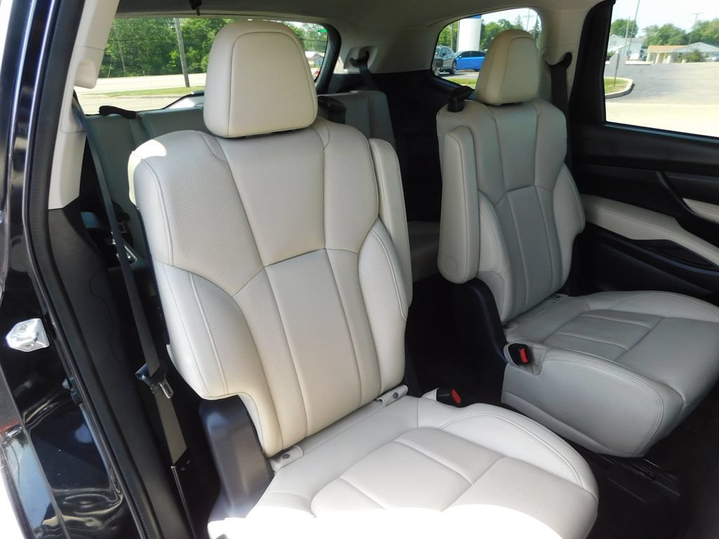 Used 2022 Subaru Ascent Limited AWD/4WD image 22