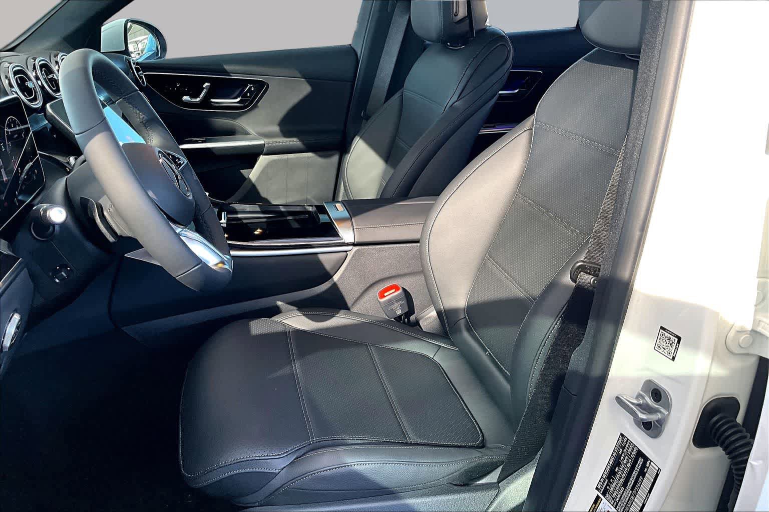 New 2026 Mercedes-Benz GLC 300 image 16