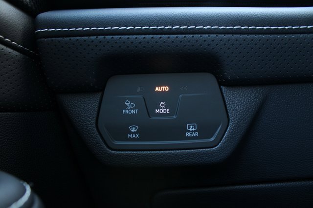 New 2026 Volkswagen Atlas Cross Sport SEL R-Line image 15