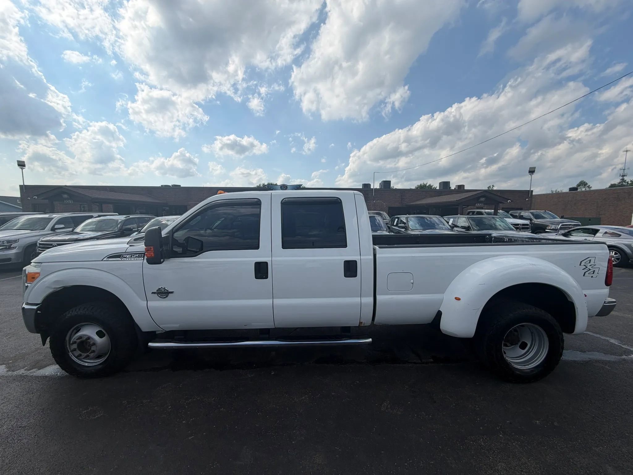 Used 2012 Ford F350 XLT w/ Snow Plow Prep Pkg AWD/4WD image 6