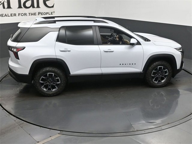 New 2026 Chevrolet Equinox ACTIV w/ Safety and Technology Package image 17