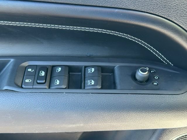 Used 2022 Jeep Compass High Altitude AWD/4WD image 22