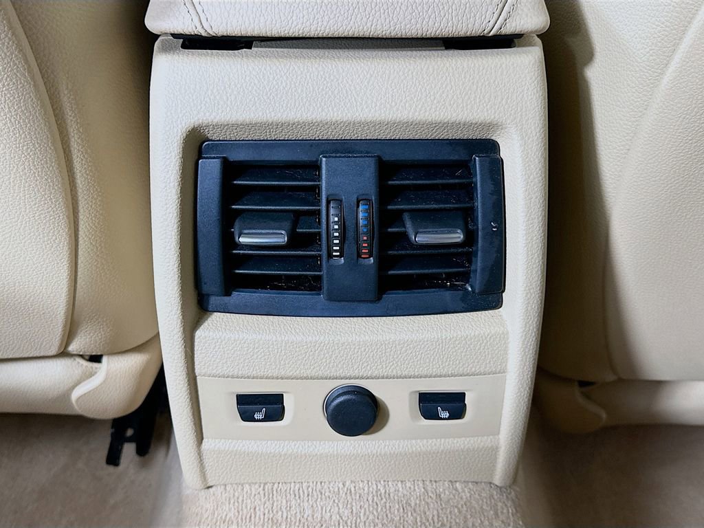 Used 2015 BMW 328i xDrive Wagon image 26