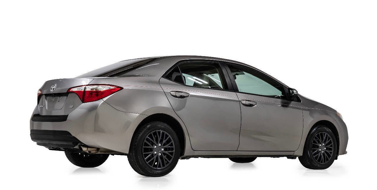 Used 2016 Toyota Corolla LE image 3
