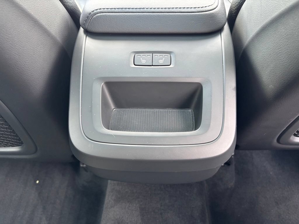 Certified 2024 Volvo XC60 B5 Plus w/ Protection Package Premier AWD/4WD image 23