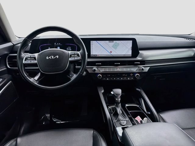 Used 2025 Kia Telluride LX FWD image 22