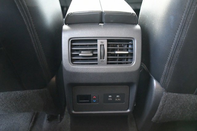 Used 2021 Nissan Rogue SL image 12