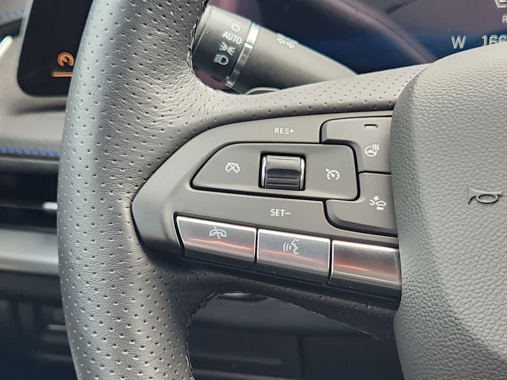 Used 2024 Cadillac XT4 Sport w/ Cold Weather Package FWD image 28