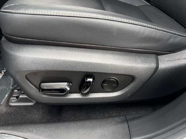 Used 2025 Lexus RX 350 Premium w/ Accessory Package FWD image 29