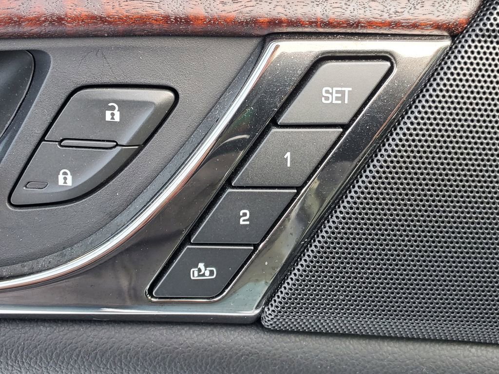 Used 2018 Cadillac CTS Luxury image 19