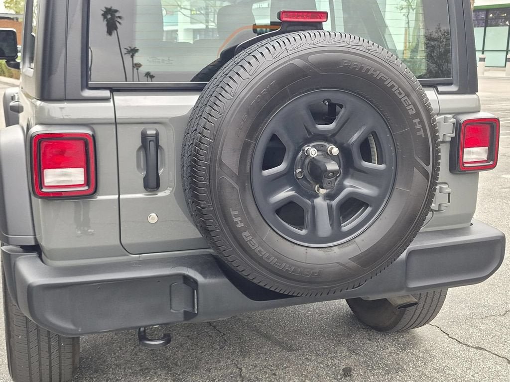Used 2022 Jeep Wrangler Unlimited Sport AWD/4WD image 34