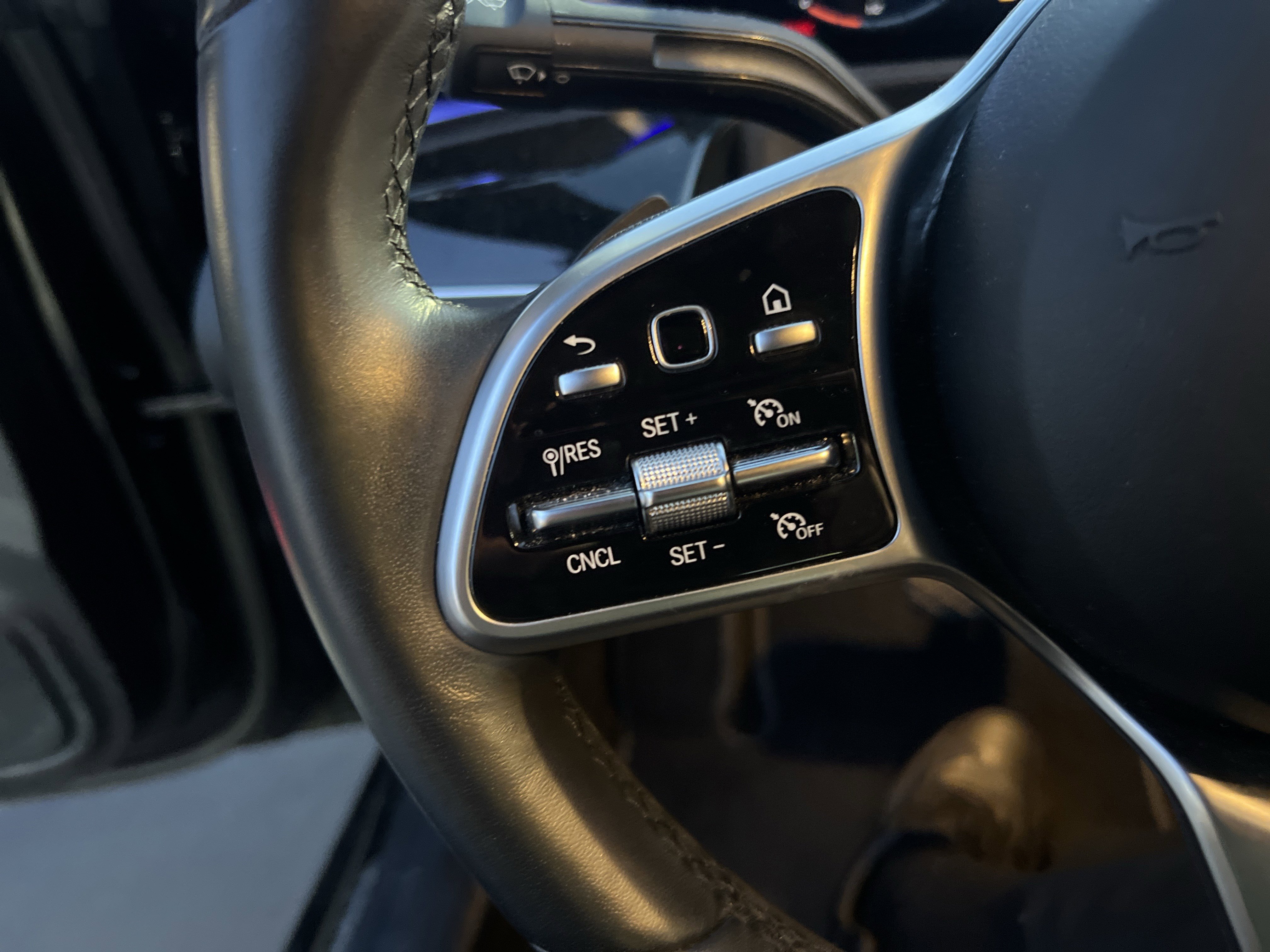 Certified 2022 Mercedes-Benz CLA 250 4MATIC image 19