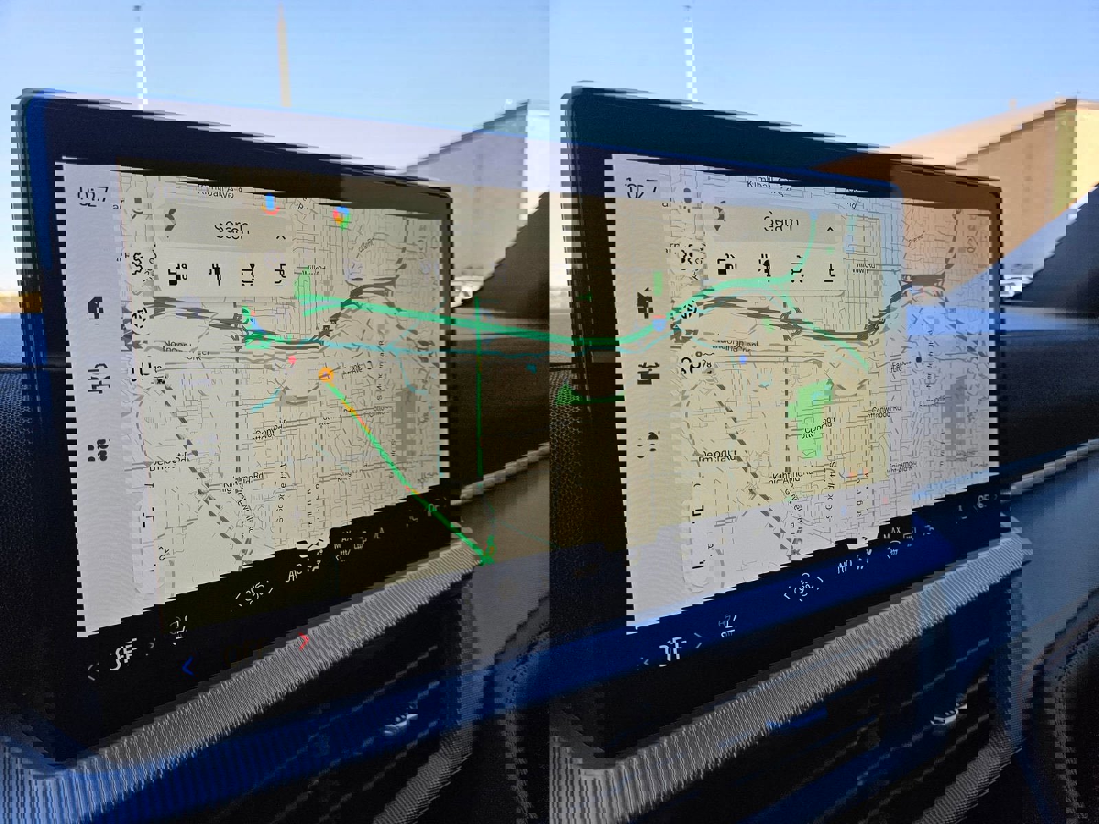 Used 2025 Ford Explorer ST w/ Sun And Sound Package image 17