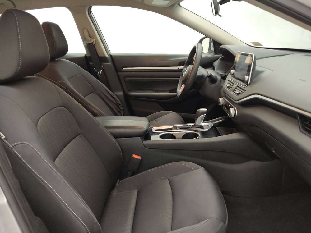 Used 2021 Nissan Altima 2.5 SV FWD image 21