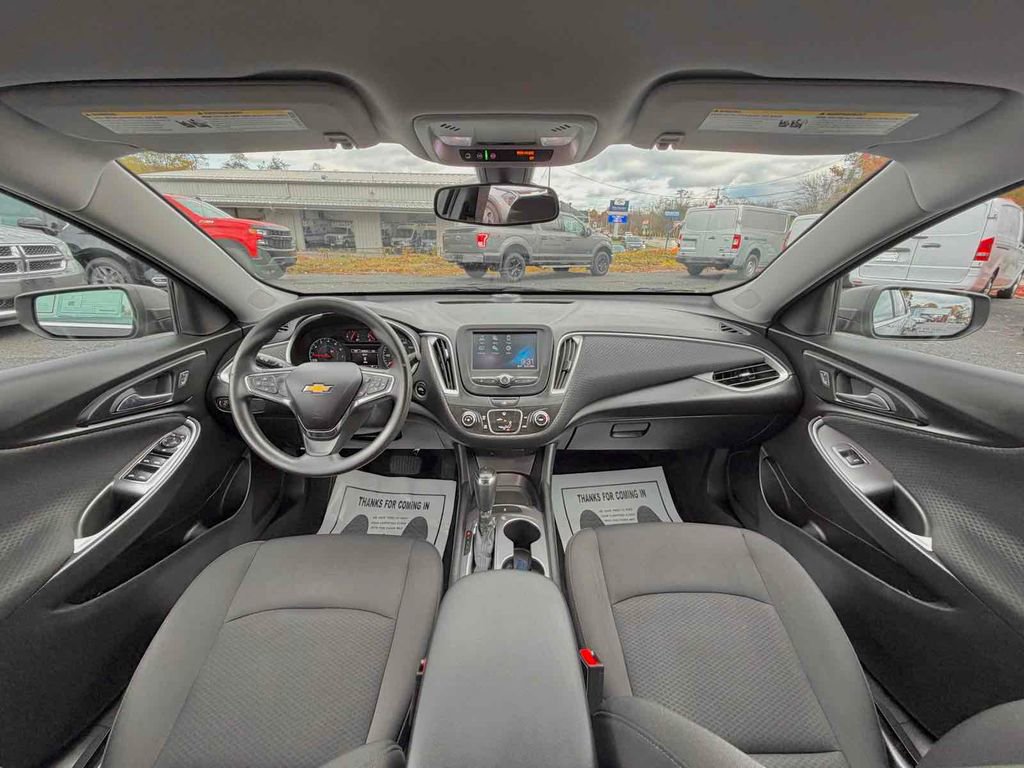 Used 2018 Chevrolet Malibu LS image 19