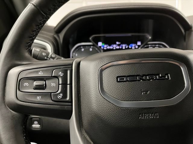 Used 2023 GMC Sierra 3500 Denali w/ Denali Black Diamond Edition AWD/4WD image 30