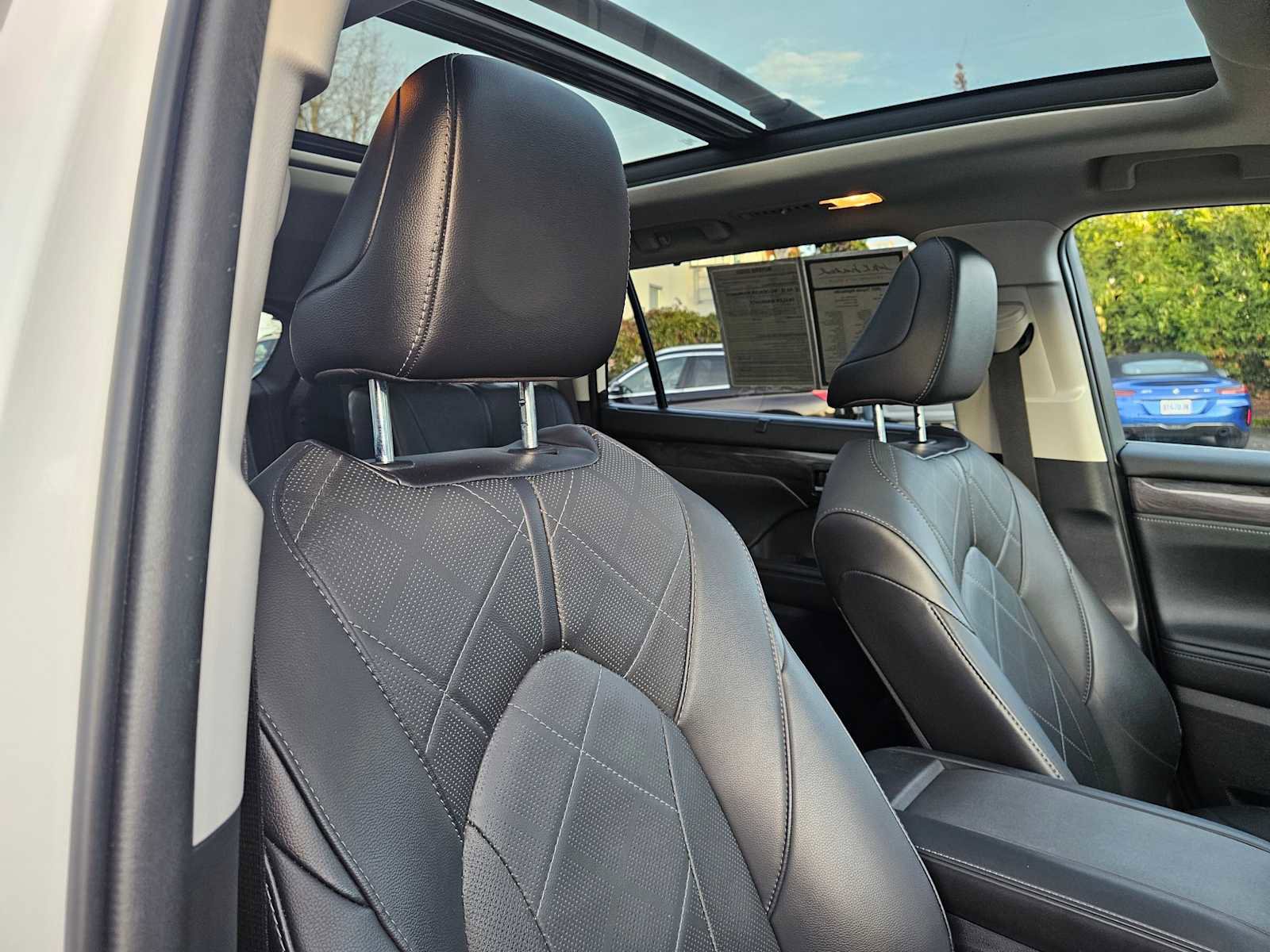 Used 2021 Toyota Highlander Platinum image 13