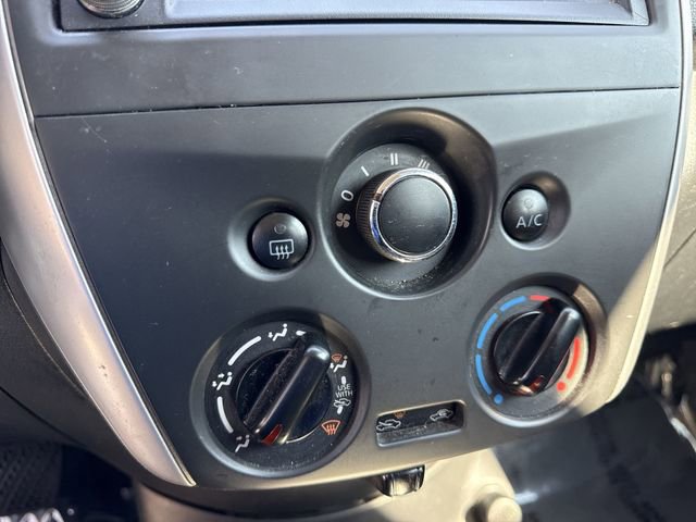 Used 2019 Nissan Versa SV image 19