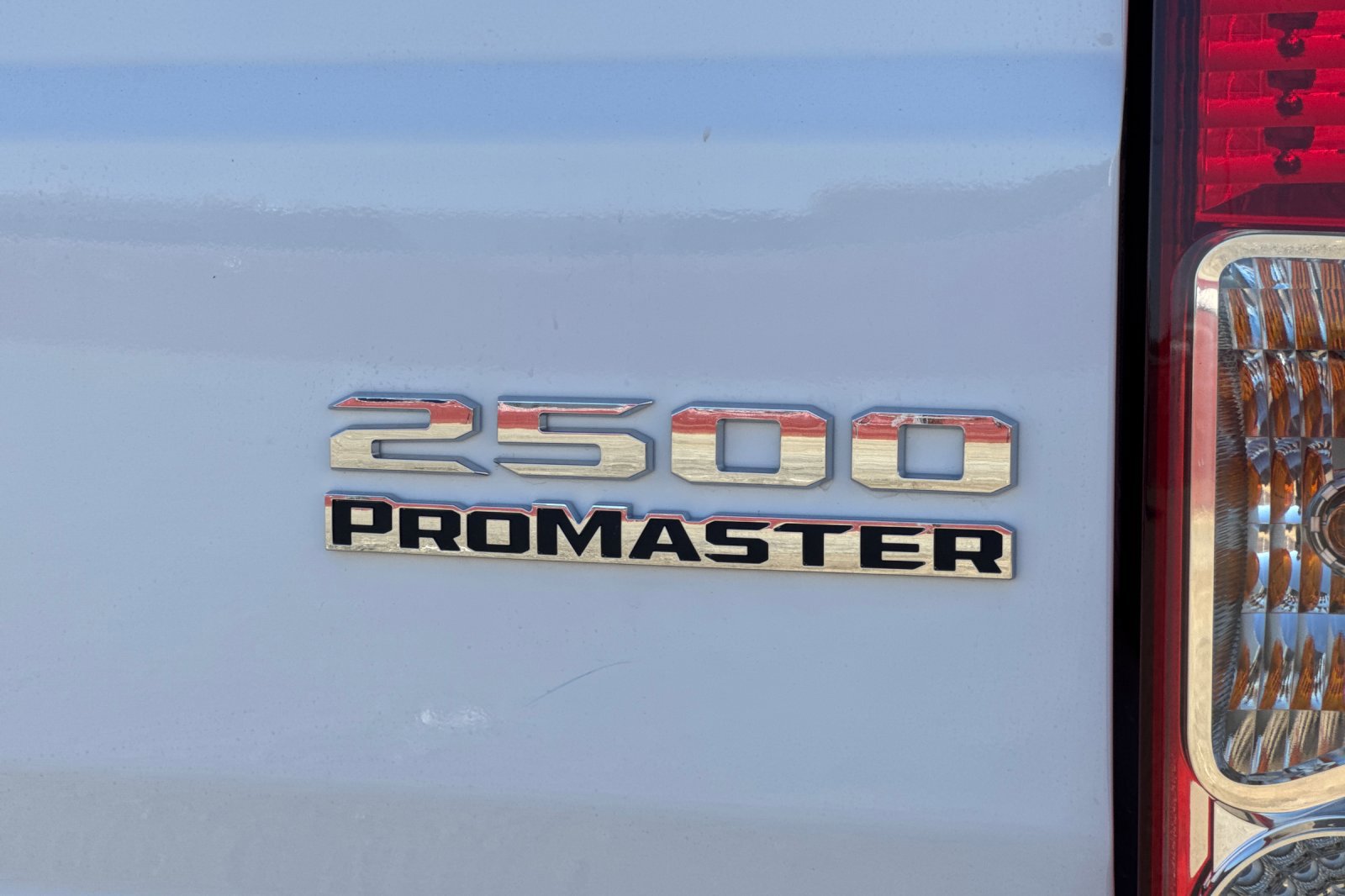 New 2026 RAM ProMaster 2500 w/ Quick Order Package 22G SLT image 24