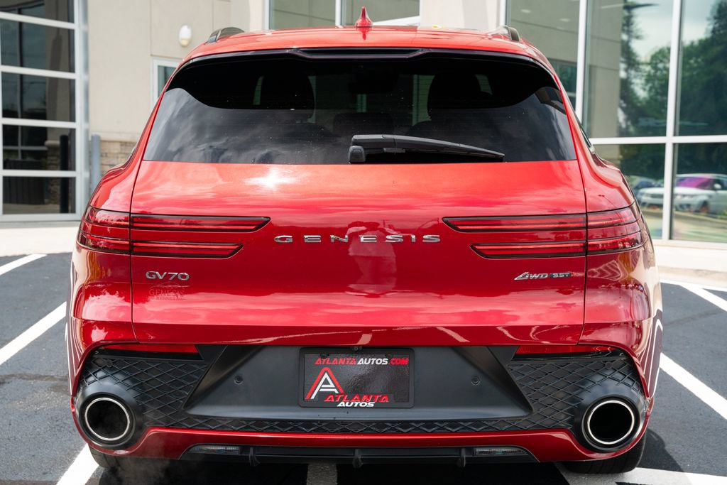 Used 2022 Genesis GV70 3.5T Sport w/ Sport Advanced Package AWD/4WD image 17