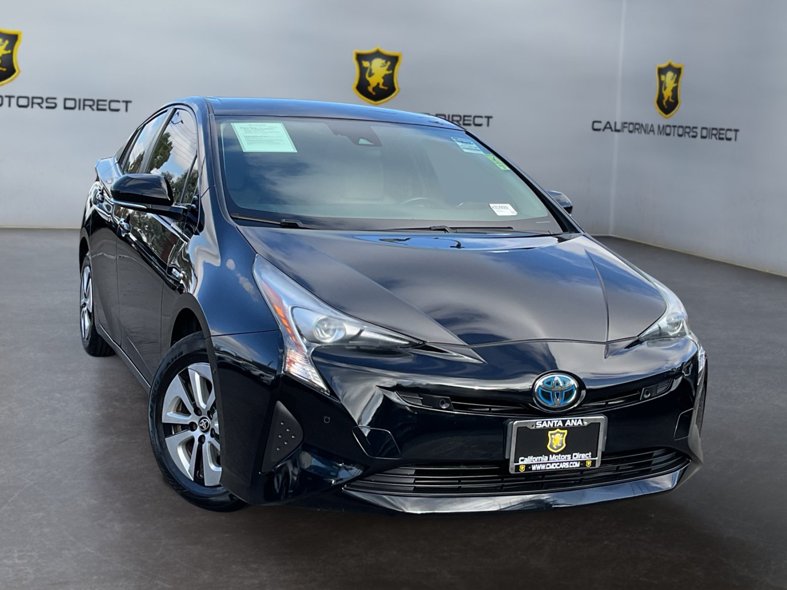 Used 2017 Toyota Prius Three FWD image 3