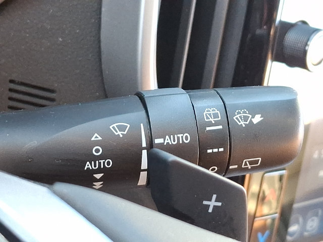 Used 2023 Subaru Ascent Touring AWD/4WD image 29