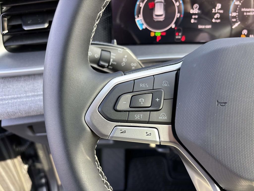 New 2026 Volkswagen Tiguan S image 17