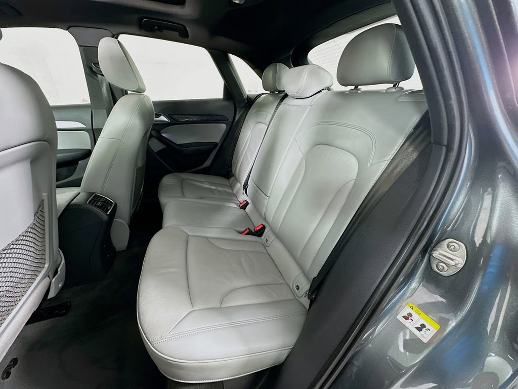 Used 2018 Audi Q3 2.0T Premium Plus w/ Premium Plus Package image 24