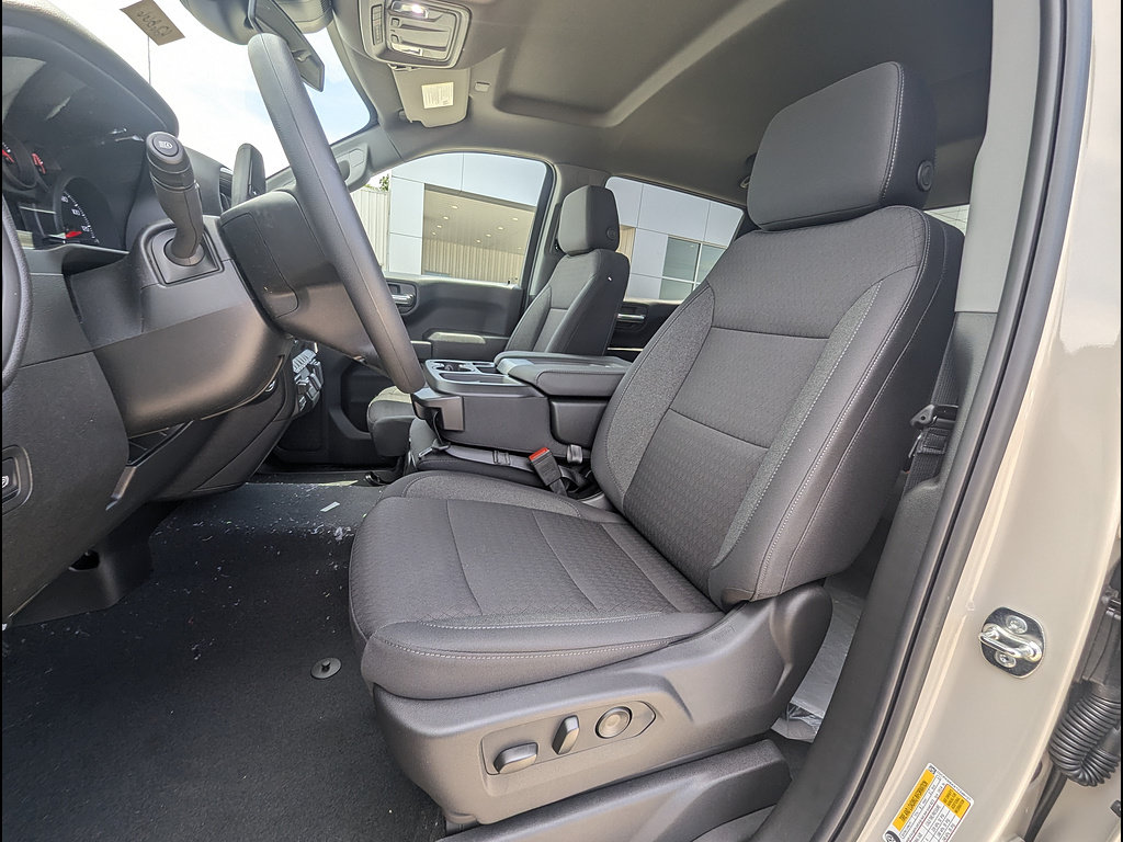 New 2026 Chevrolet Silverado 1500 Custom w/ Turbomax Blackout Package AWD/4WD image 16