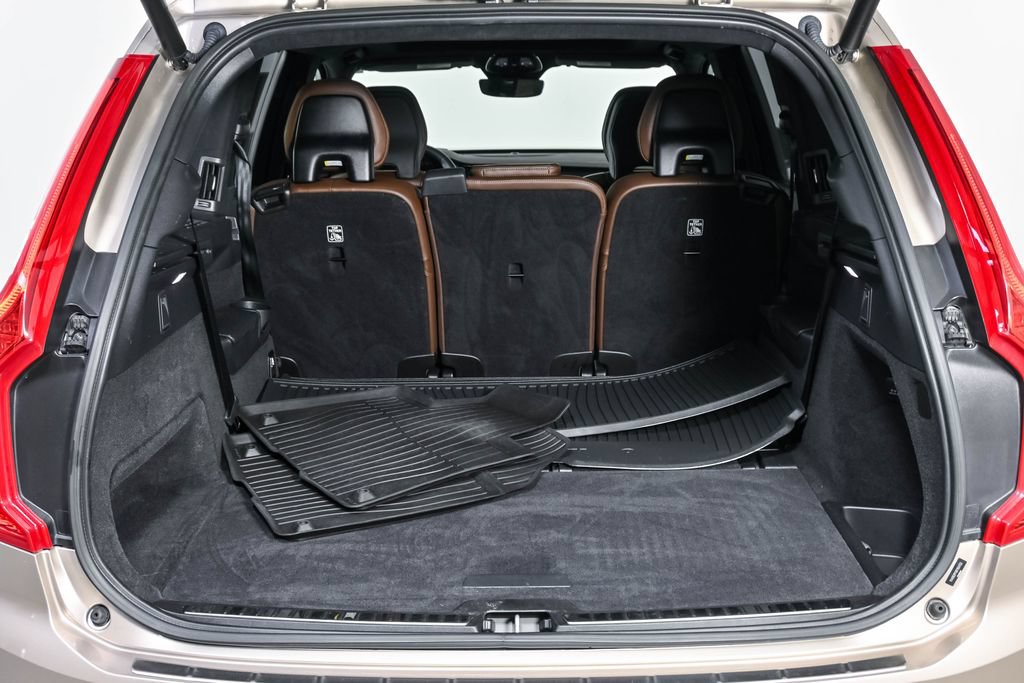 Certified 2024 Volvo XC90 B6 Ultimate w/ Lounge Package AWD/4WD image 34
