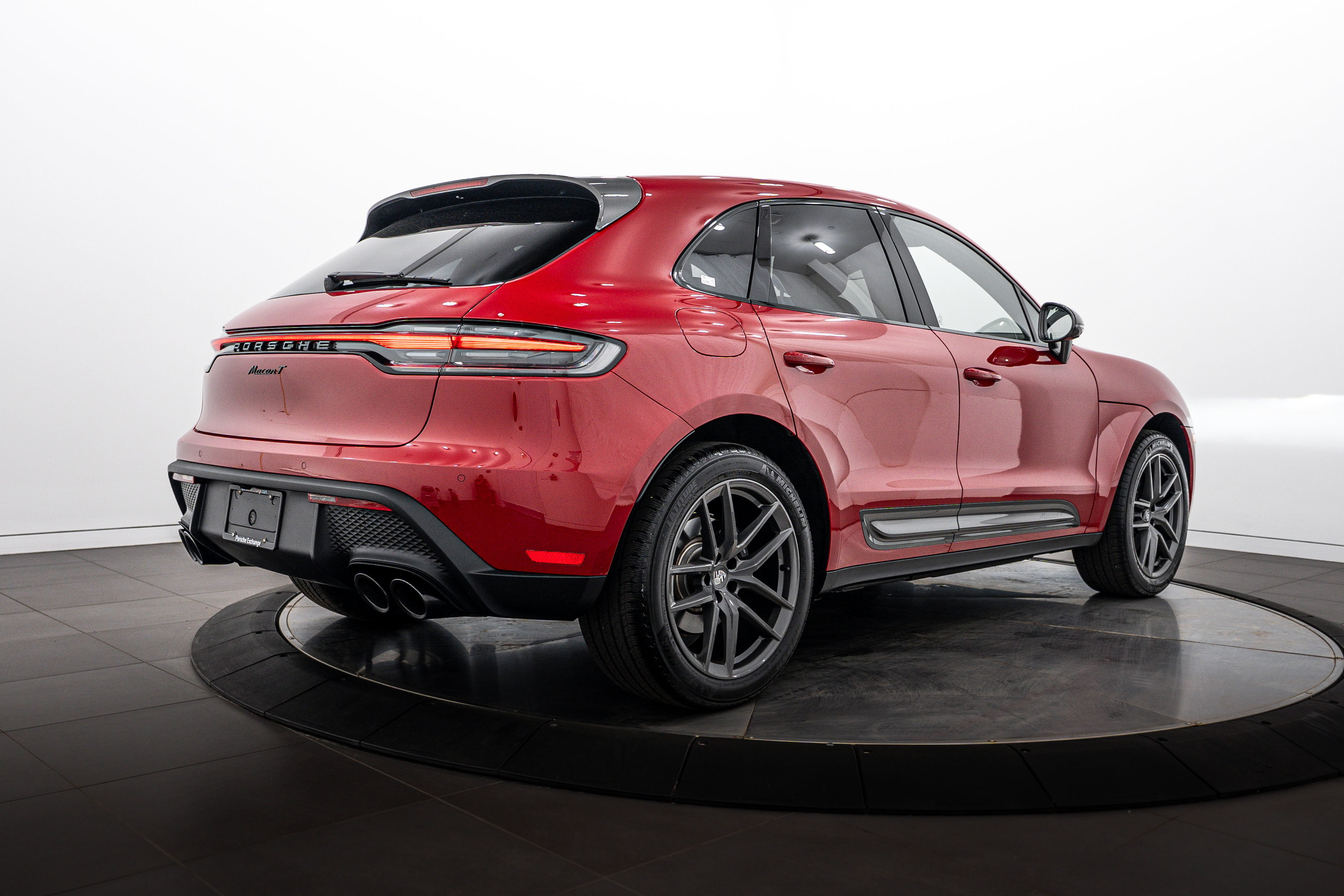 Certified 2026 Porsche Macan Turbo AWD/4WD image 7
