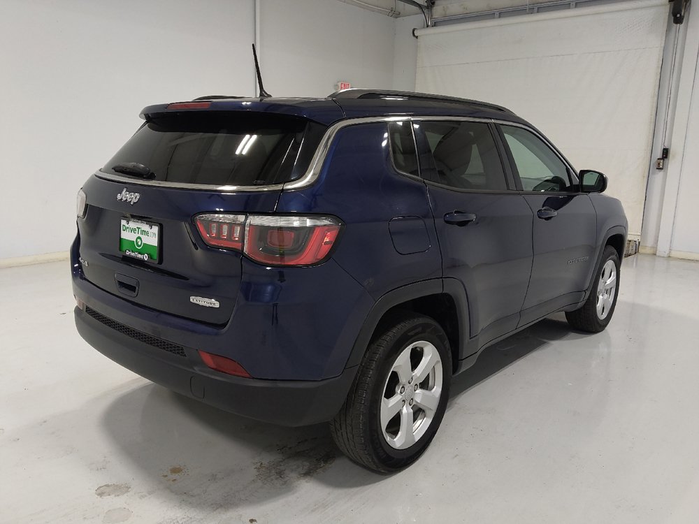 Used 2018 Jeep Compass Latitude AWD/4WD image 9