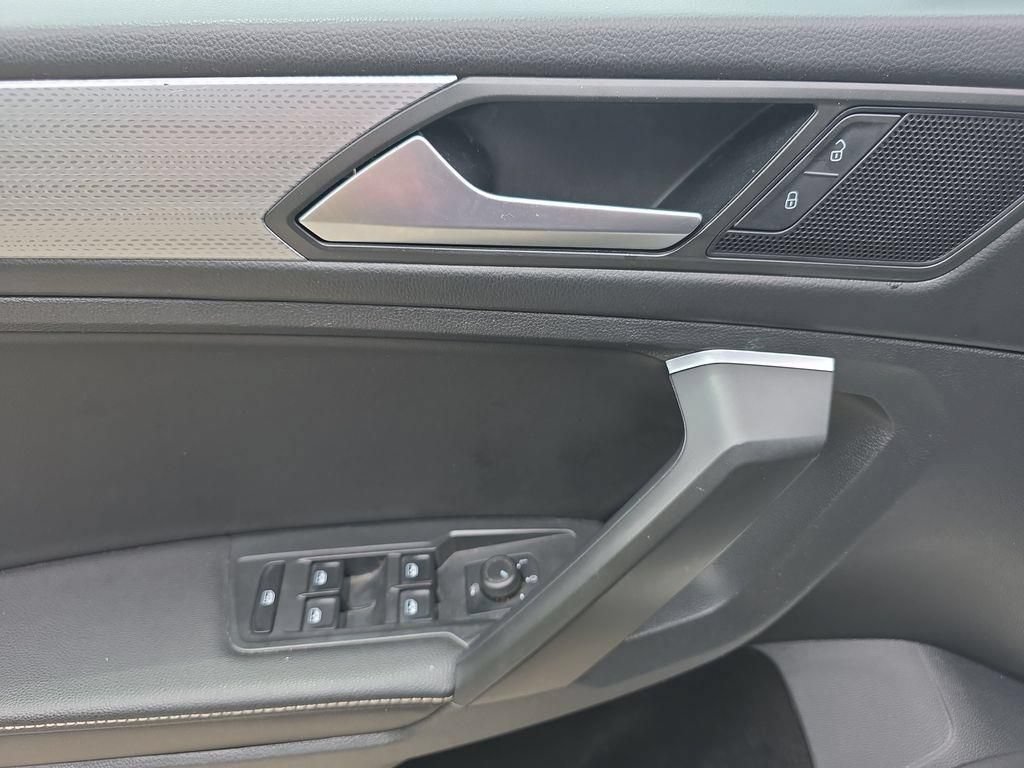 Used 2023 Volkswagen Tiguan S FWD image 19