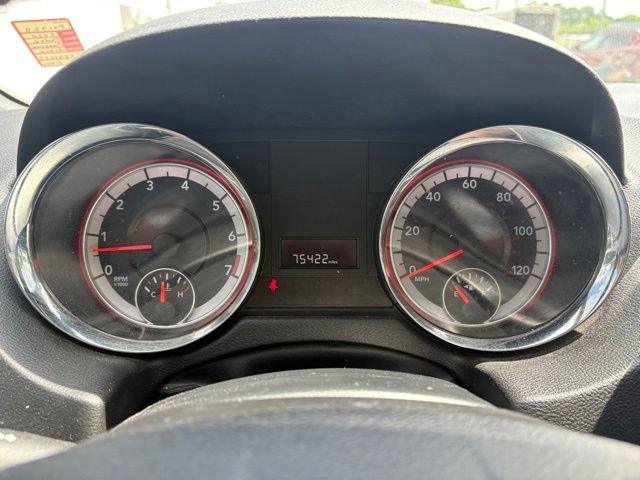 Used 2020 Dodge Grand Caravan SE FWD image 14