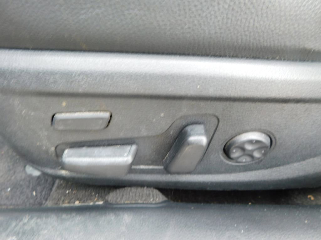 Used 2017 Kia Cadenza Technology FWD image 30