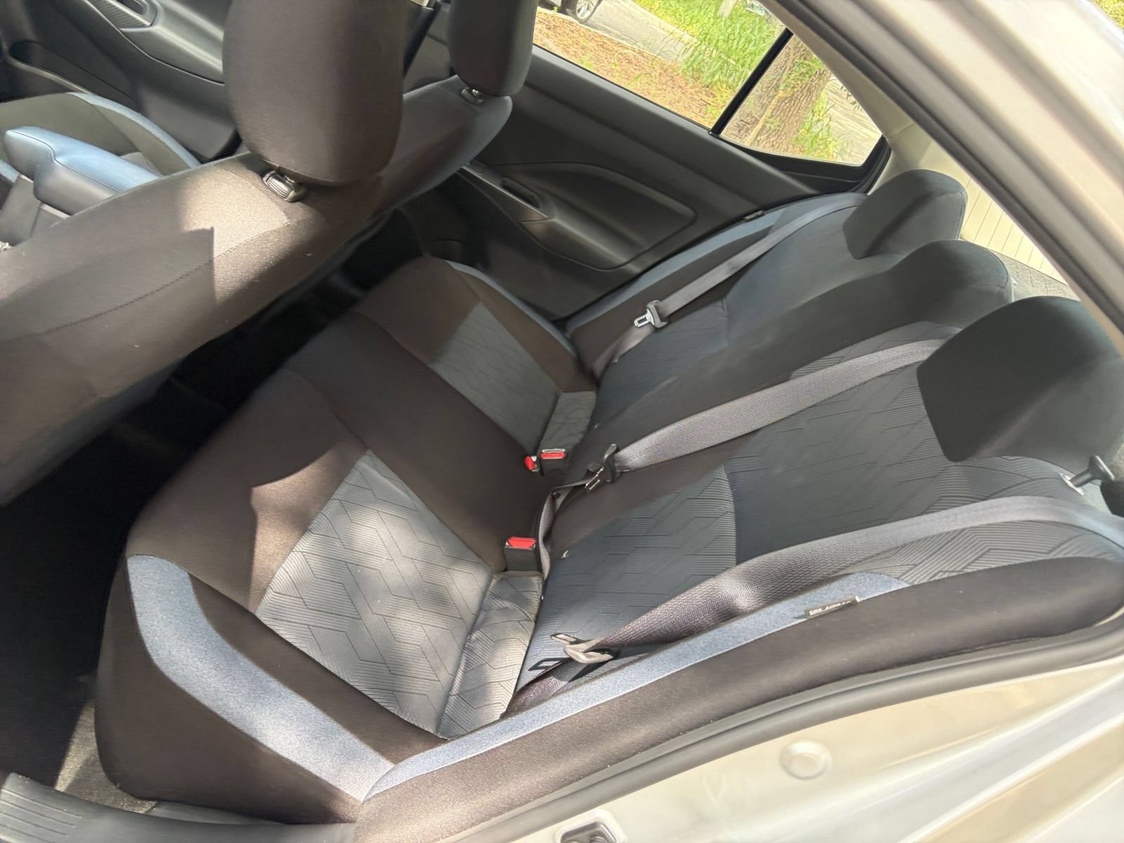 Used 2025 Nissan Versa SV FWD image 24