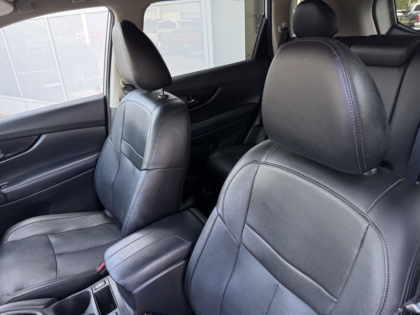 Used 2020 Nissan Rogue SL w/ Premium Package AWD/4WD image 13