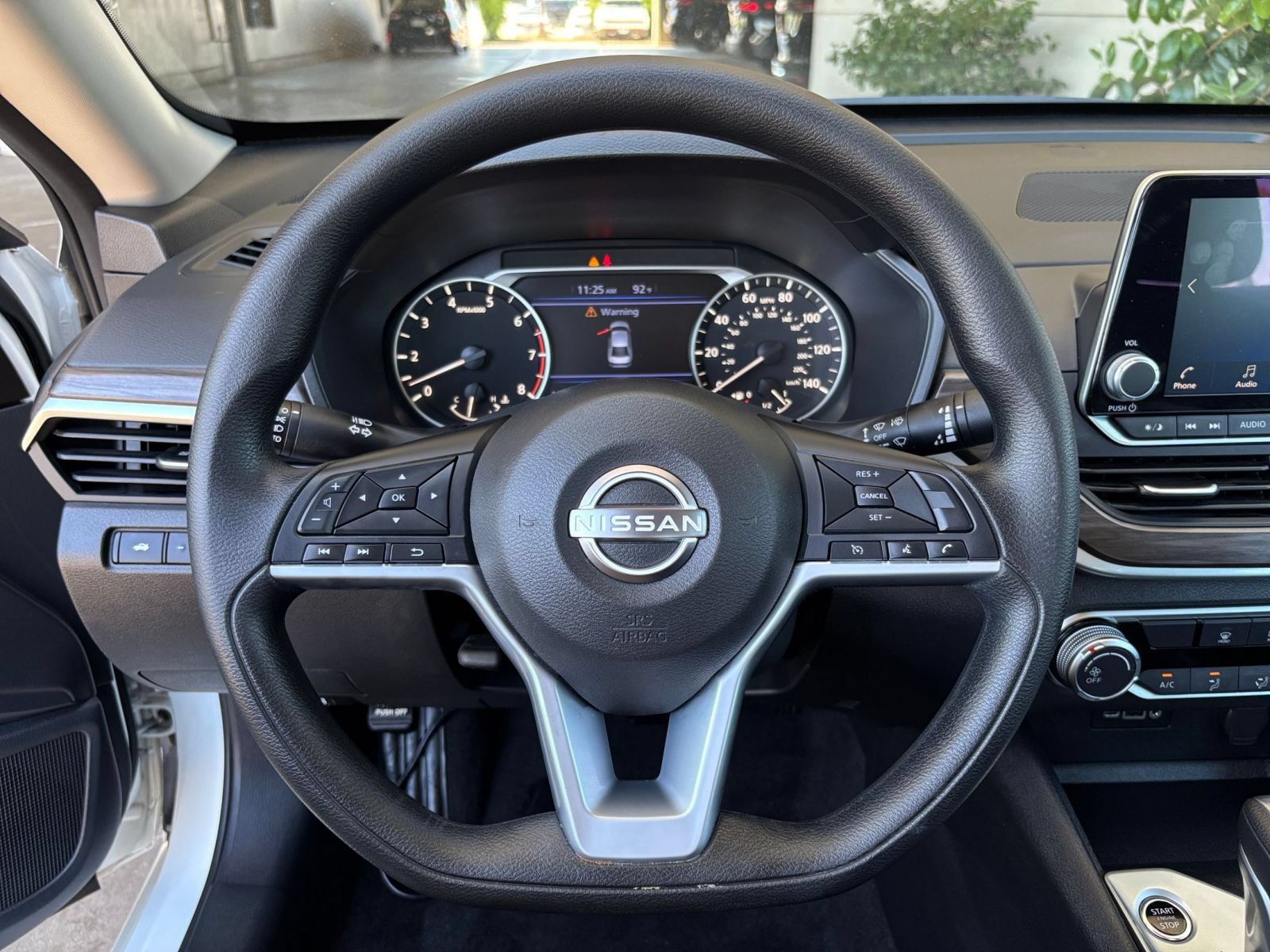 Used 2025 Nissan Altima 2.5 SV FWD image 29