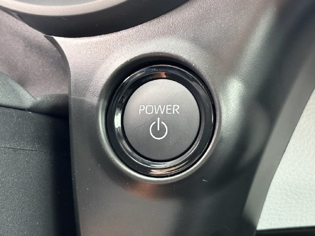 Used 2026 Toyota Sienna XLE FWD image 22