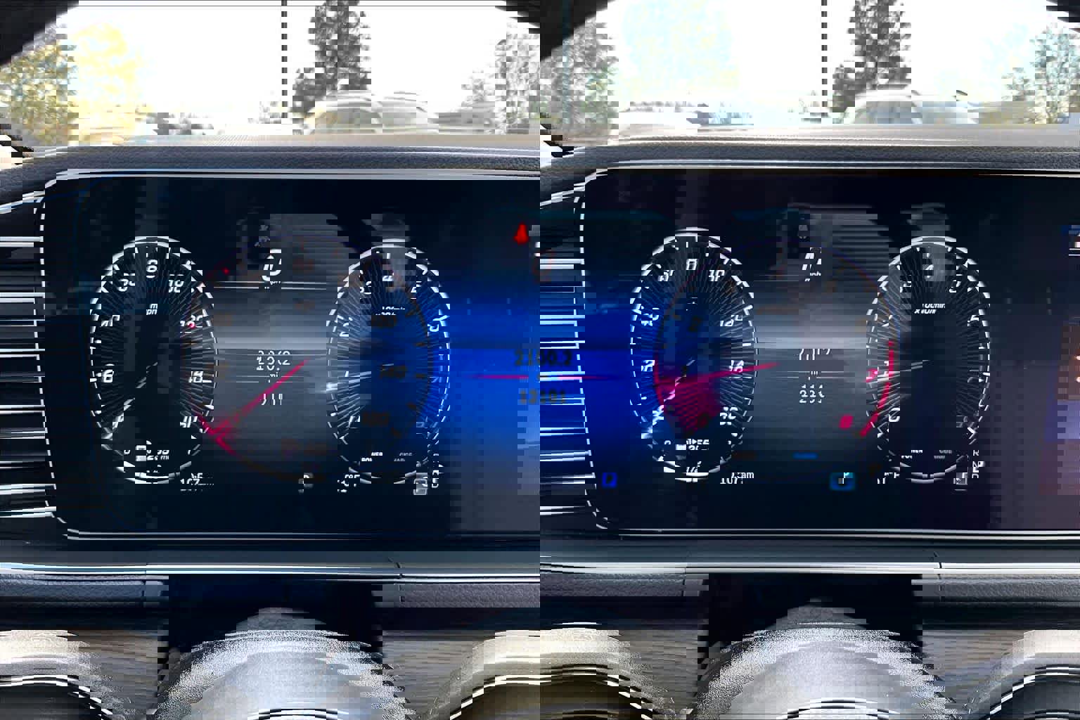 Certified 2024 Mercedes-Benz GLE 350 4MATIC image 25