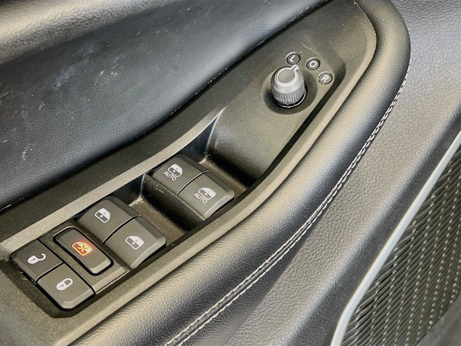 Used 2021 Jeep Grand Cherokee L Limited AWD/4WD image 19