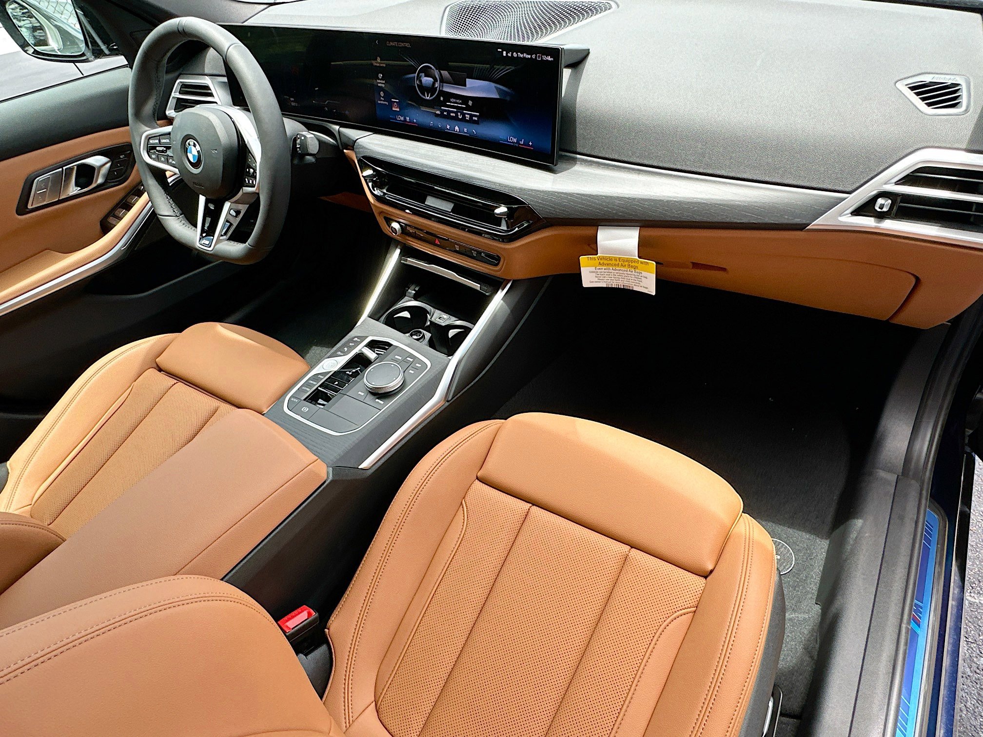 New 2026 BMW 330i Sedan w/ M Sport Package RWD image 23