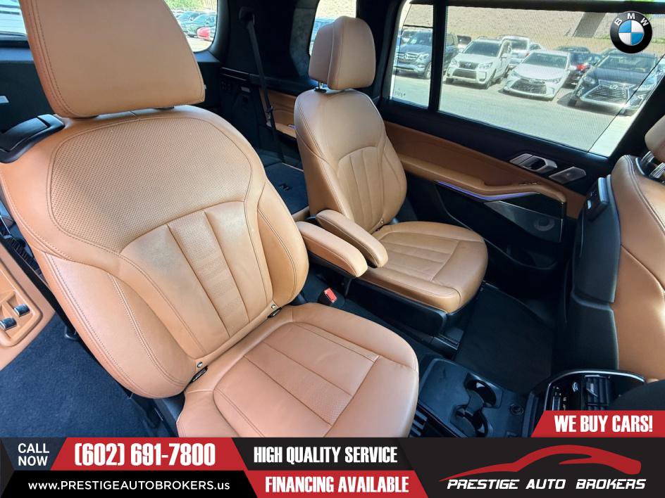 Used 2021 BMW X7 M50i w/ Executive Package image 51